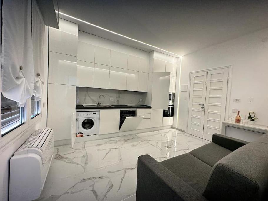 Suite Aurora Luxury In The Center Of Sanremo Luaran gambar