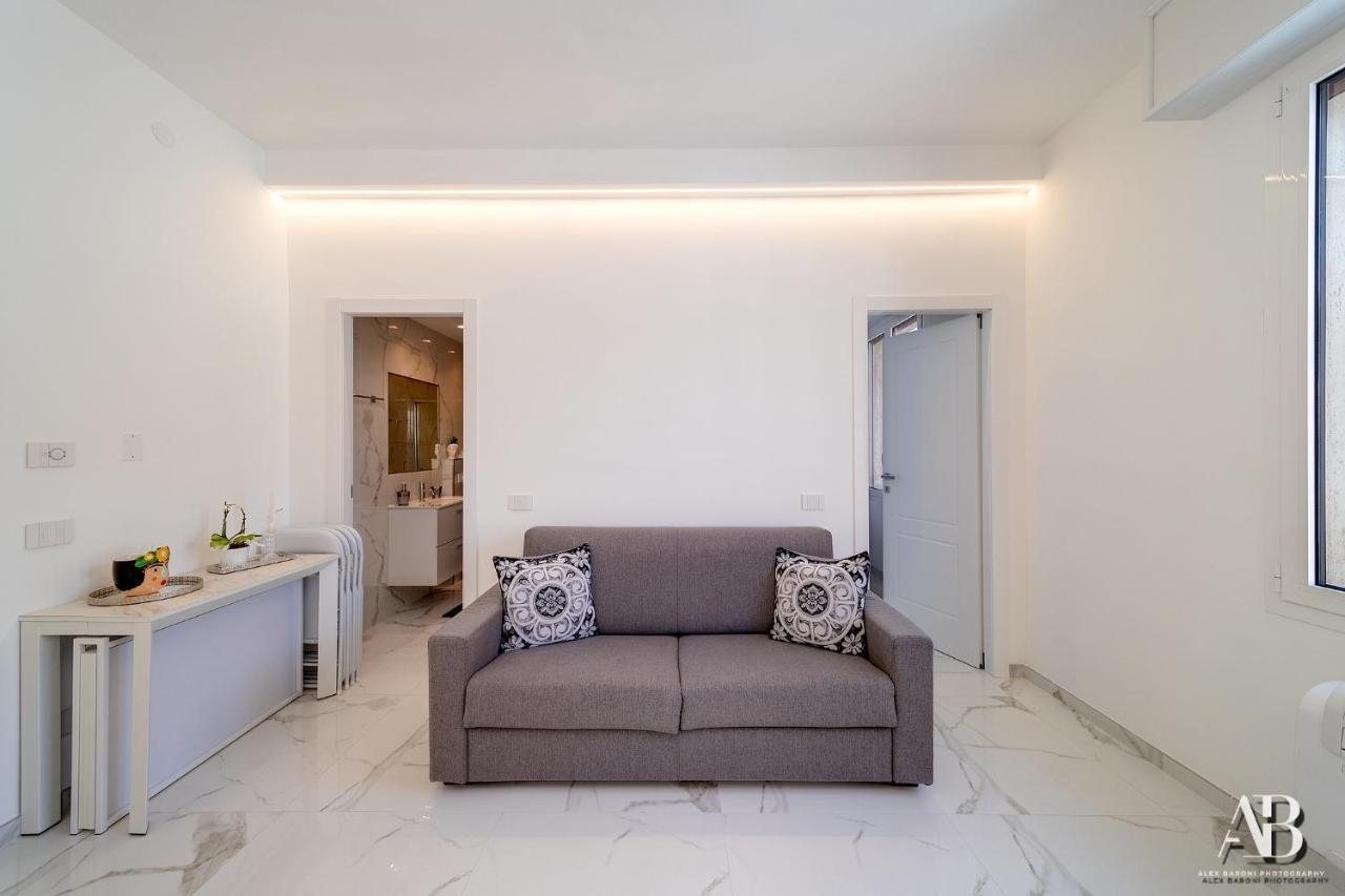 Suite Aurora Luxury In The Center Of Sanremo Luaran gambar